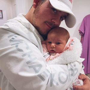 Meet your Posher, Chase